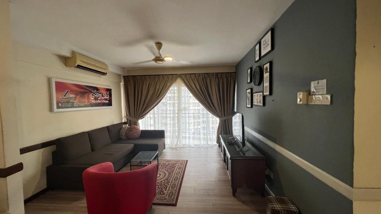 Apartment D'savoy @ Famosa,